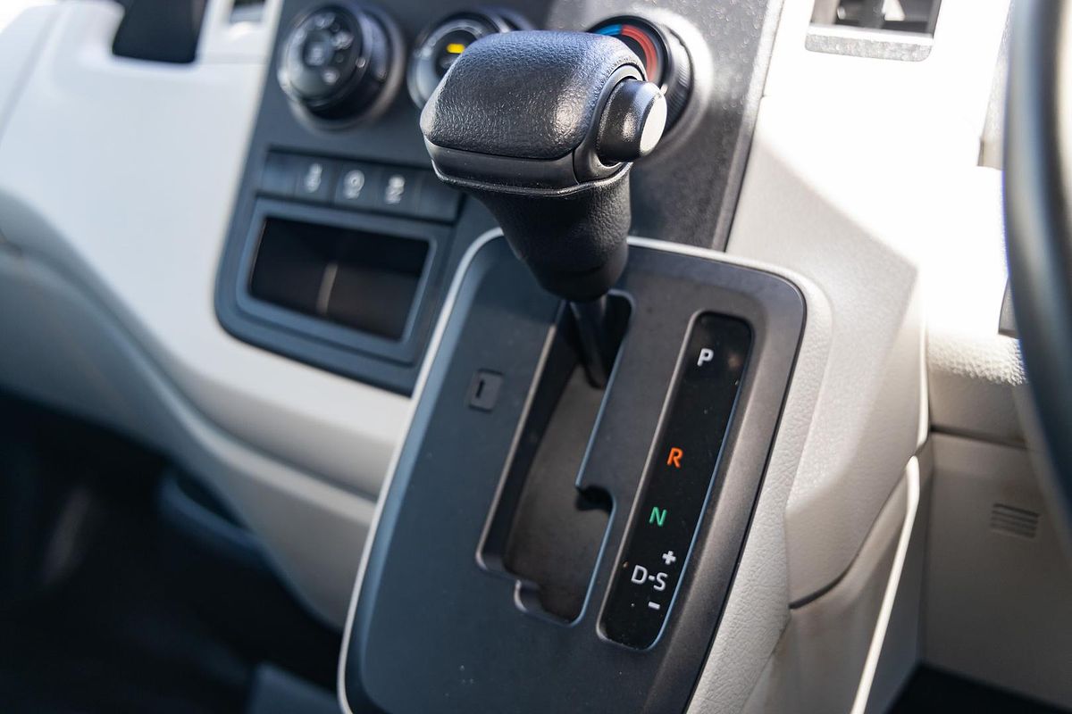 2024 Toyota Hiace GDH300R LWB