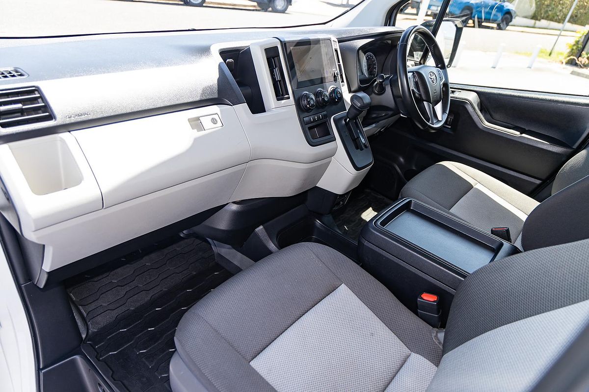 2024 Toyota Hiace GDH300R LWB