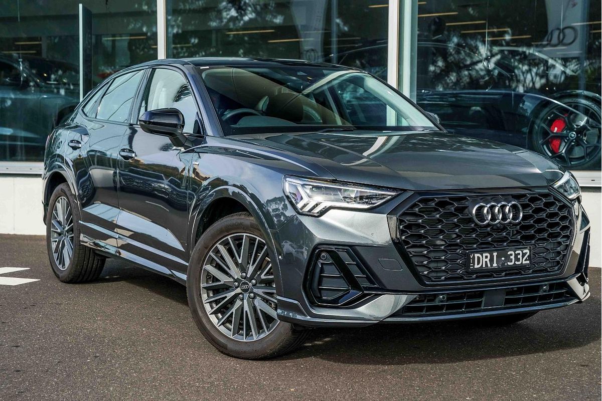 2025 Audi Q3 35 TFSI S line edition F3