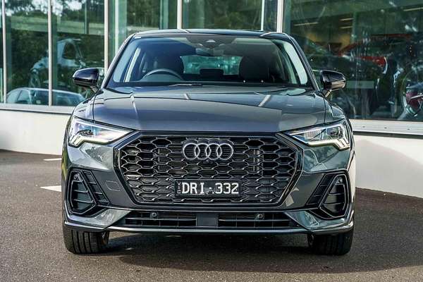 2025 Audi Q3 35 TFSI S line edition F3
