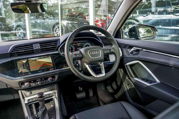 2025 Audi Q3 35 TFSI S line edition F3