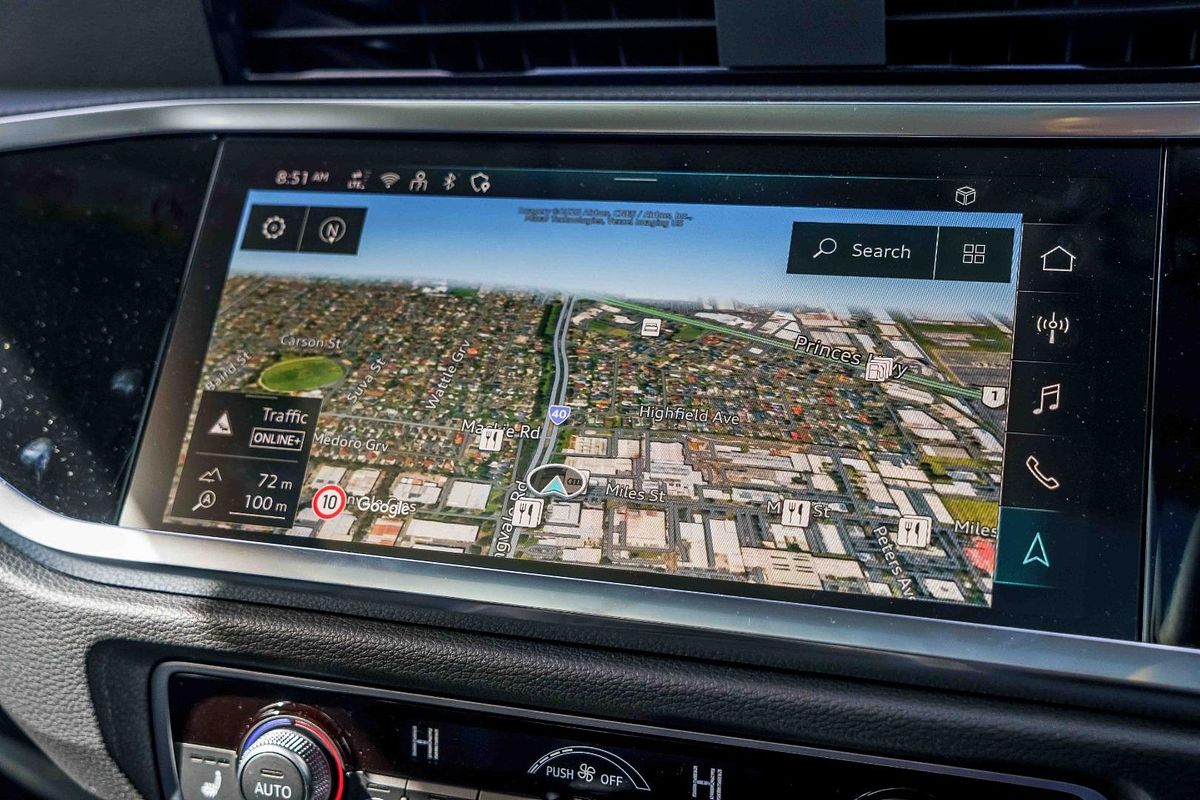 2025 Audi Q3 35 TFSI S line edition F3