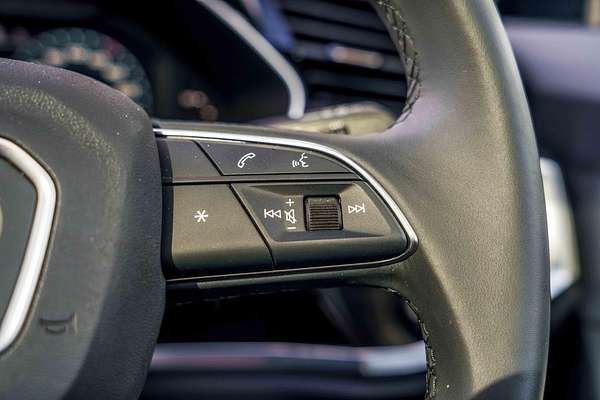 2025 Audi Q3 35 TFSI S line edition F3