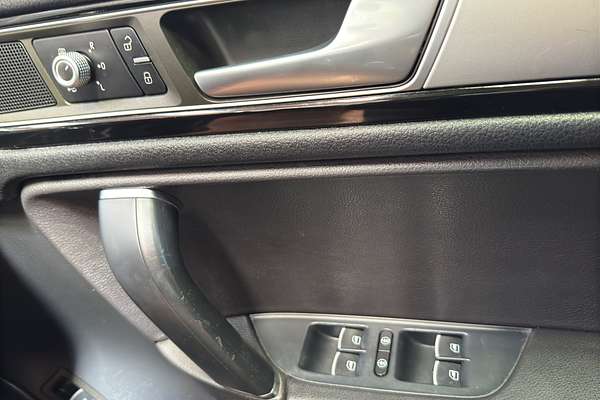 2015 Volkswagen Touareg TDI 150KW BMT 3.0D/4