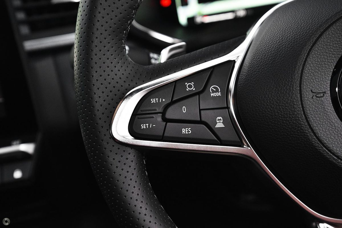 2025 Mitsubishi ASX Exceed XE