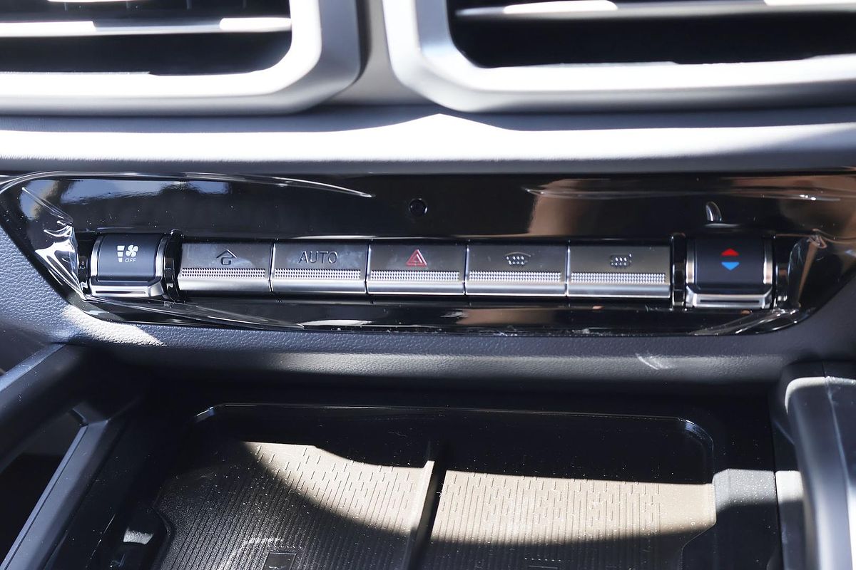 2025 LDV D90 Executive SV9A