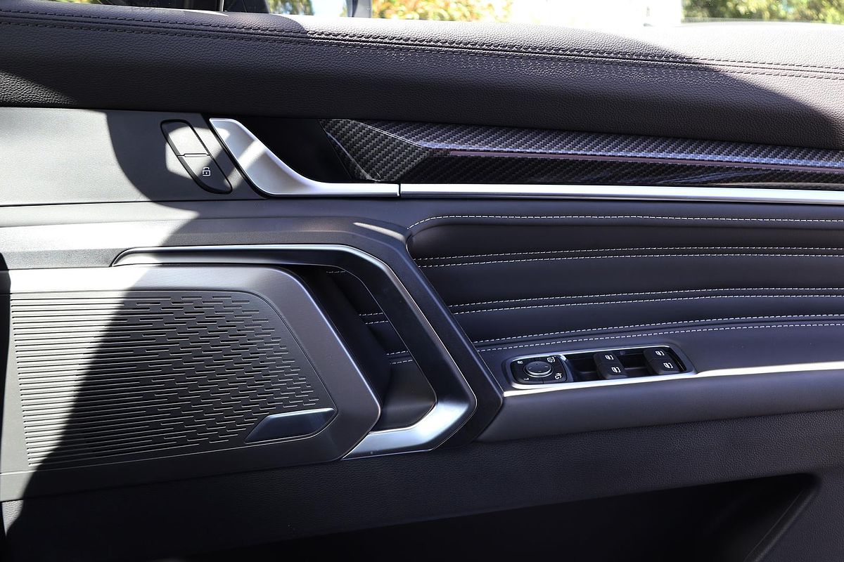 2025 LDV D90 Executive SV9A