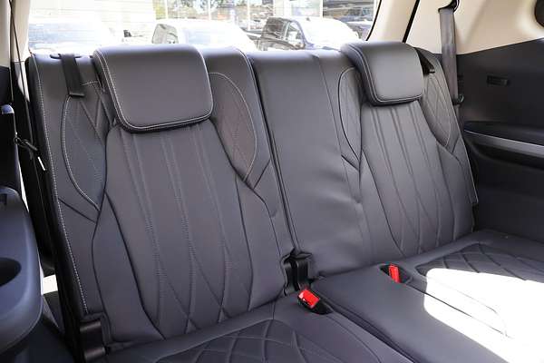 2025 LDV D90 Executive SV9A