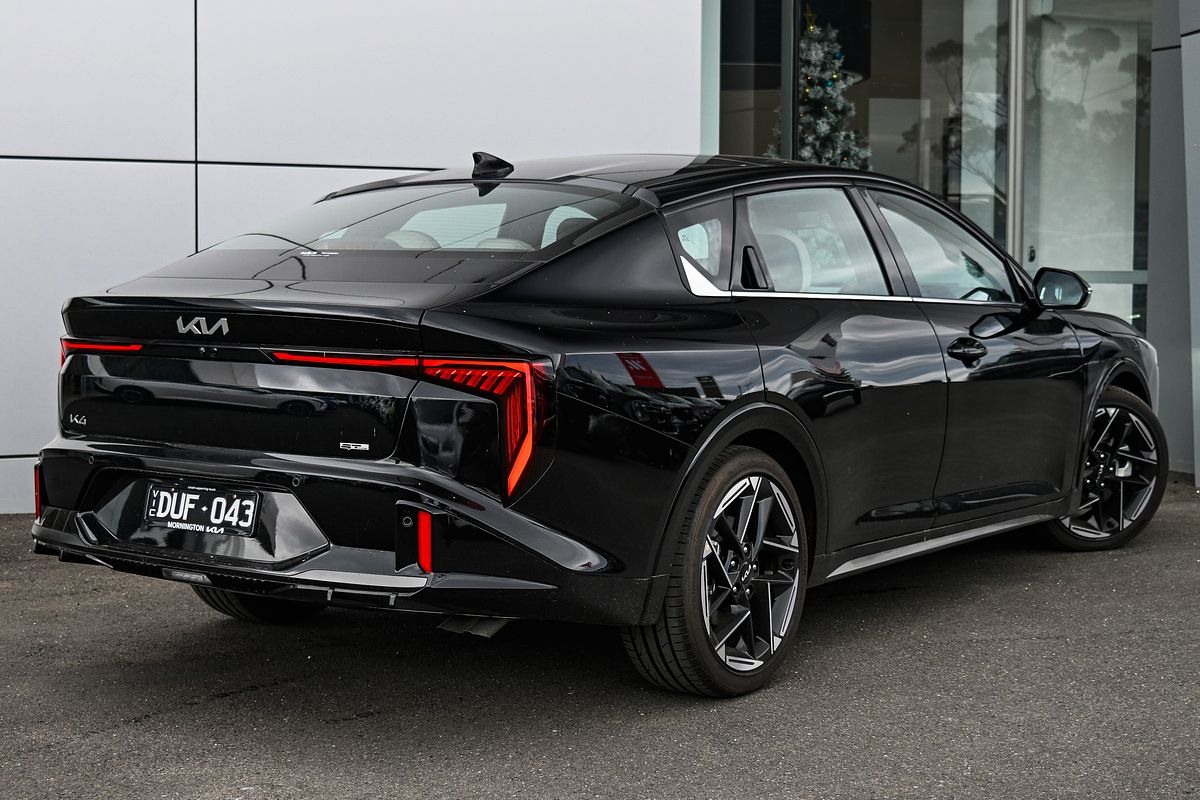 2025 Kia K4 GT-Line CL4m