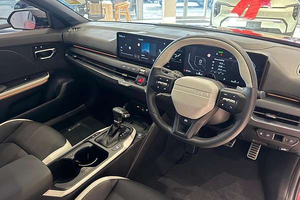 2025 Kia K4 GT-Line CL4m