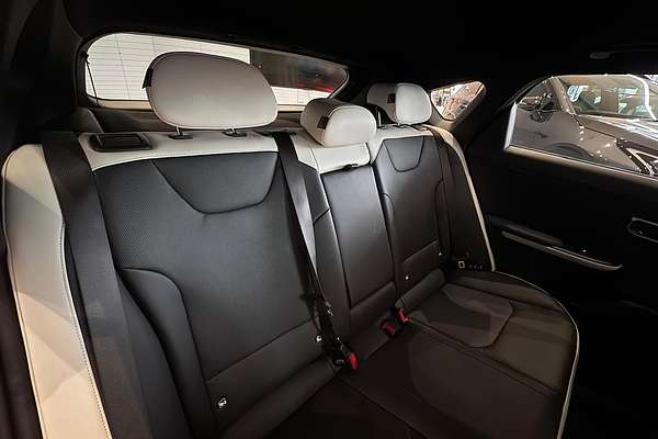 2025 Kia K4 GT-Line CL4m