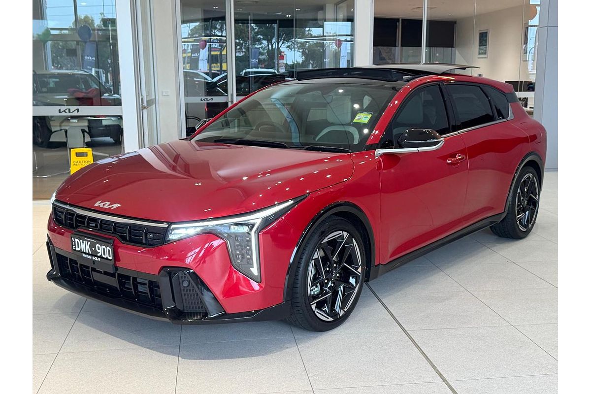 2025 Kia K4 GT-Line CL4m