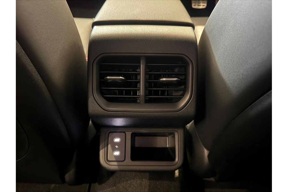 2025 Kia K4 GT-Line CL4m