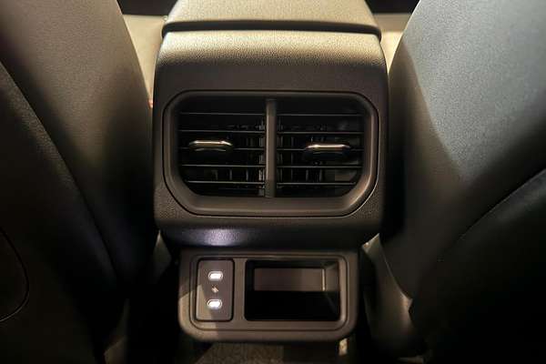 2025 Kia K4 GT-Line CL4m