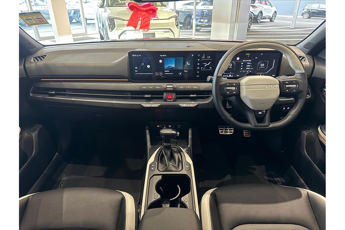 2025 Kia K4 GT-Line CL4m
