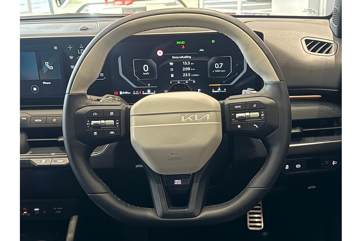 2025 Kia K4 GT-Line CL4m