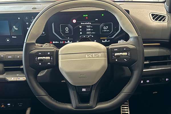 2025 Kia K4 GT-Line CL4m