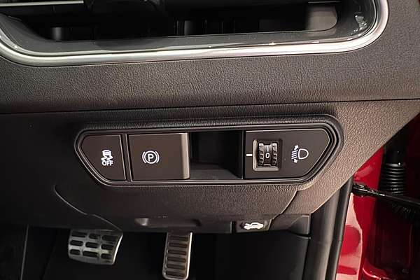 2025 Kia K4 GT-Line CL4m