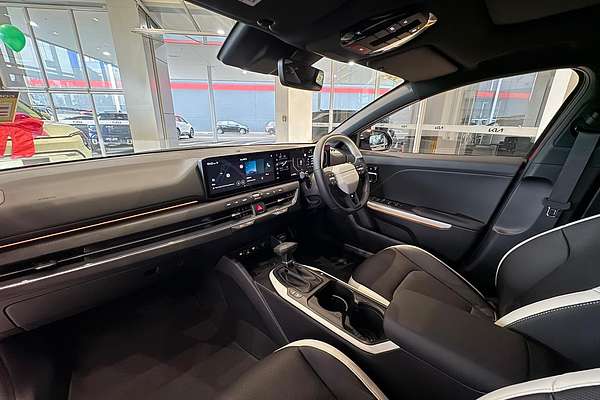 2025 Kia K4 GT-Line CL4m