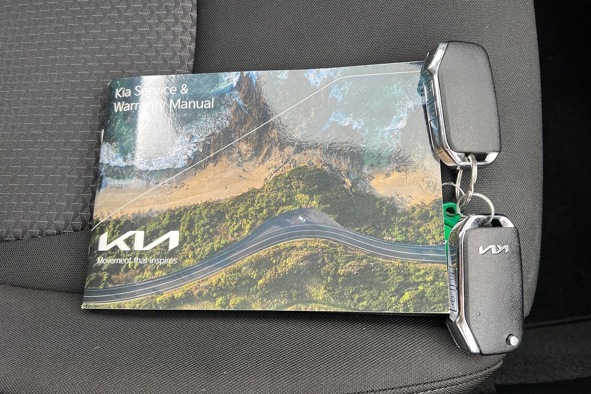 2021 Kia Sportage S NQ5