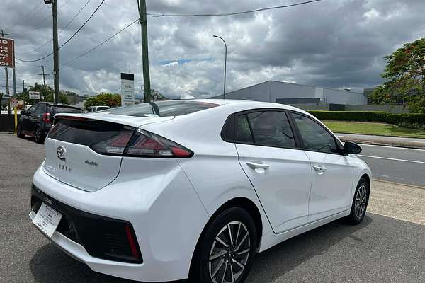 2021 Hyundai IONIQ Hybrid Elite AE.V4