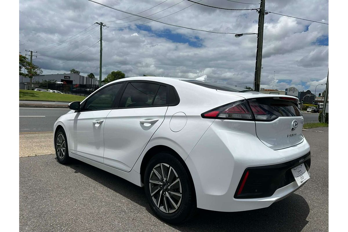 2021 Hyundai IONIQ Hybrid Elite AE.V4