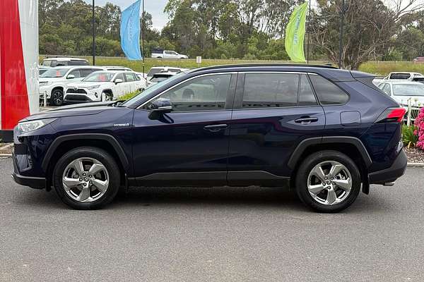 2020 Toyota RAV4 GXL AXAH52R