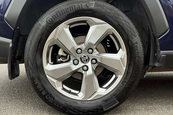 2020 Toyota RAV4 GXL AXAH52R