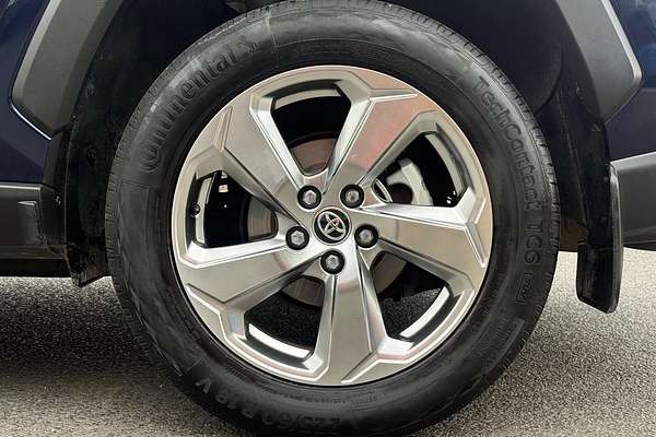 2020 Toyota RAV4 GXL AXAH52R