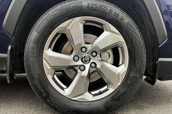 2020 Toyota RAV4 GXL AXAH52R