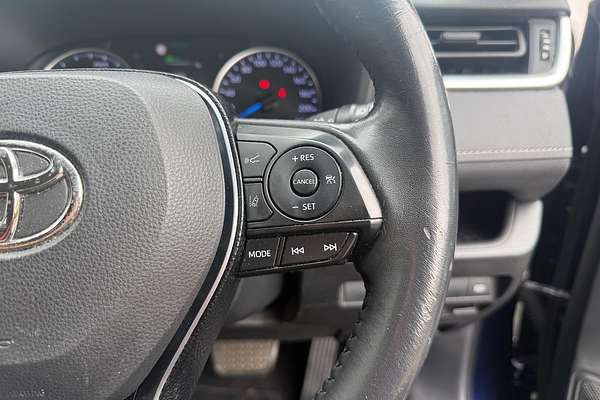 2020 Toyota RAV4 GXL AXAH52R