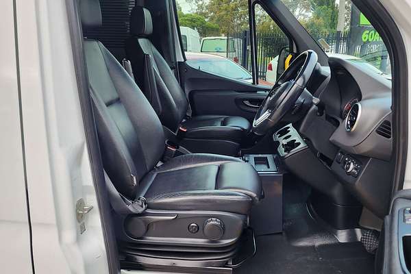 2020 Mercedes-Benz Sprinter 419CDI VS30 MWB Low Roof