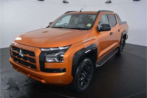 2025 Mitsubishi Triton GSR MV 4X4