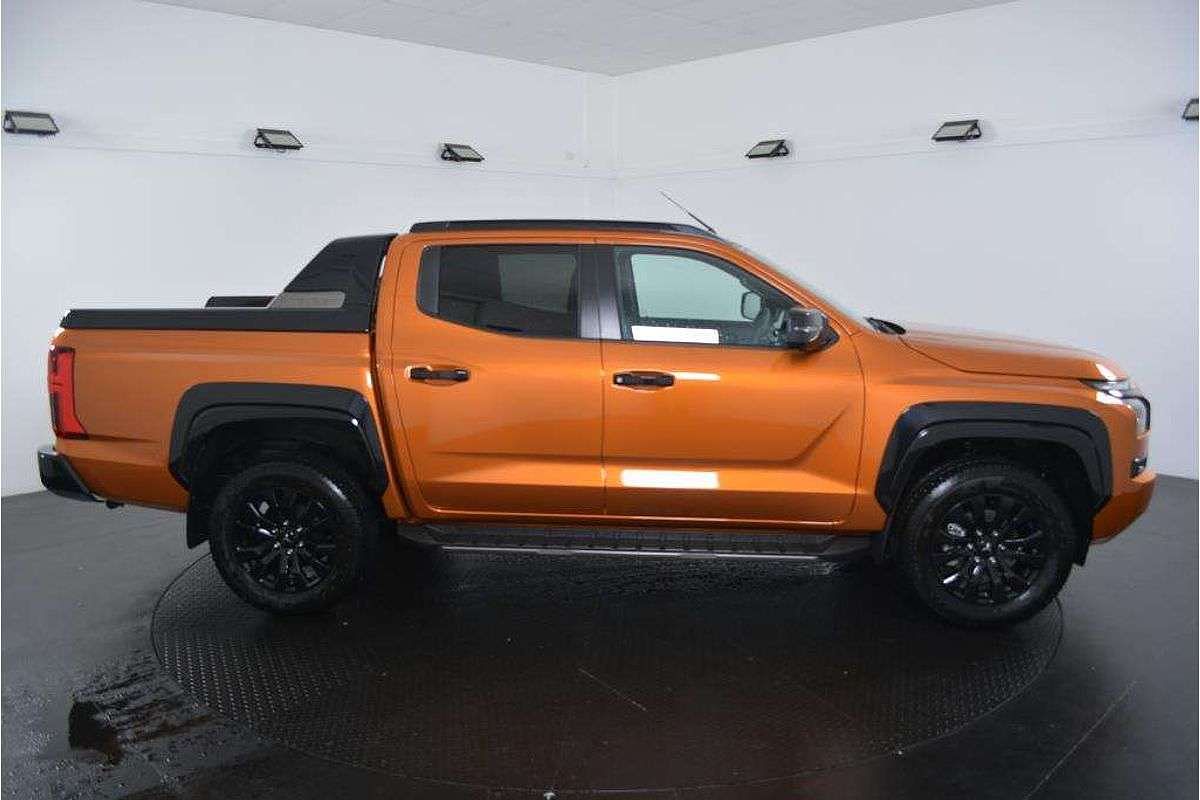 2025 Mitsubishi Triton GSR MV 4X4