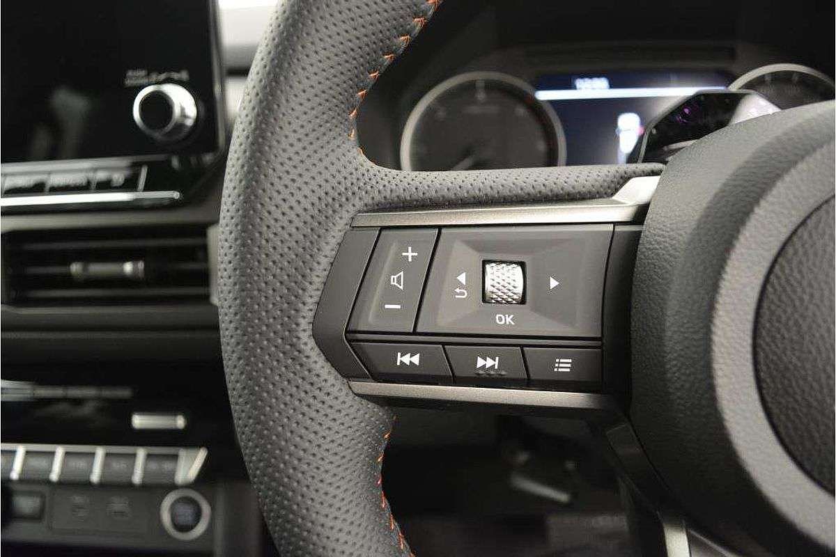 2025 Mitsubishi Triton GSR MV 4X4