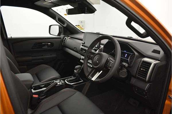 2025 Mitsubishi Triton GSR MV 4X4