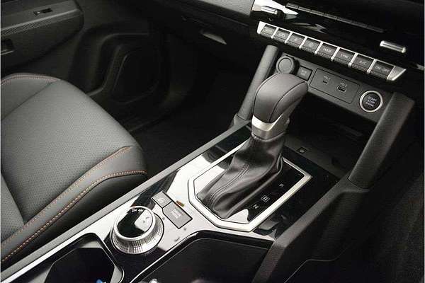 2025 Mitsubishi Triton GSR MV 4X4