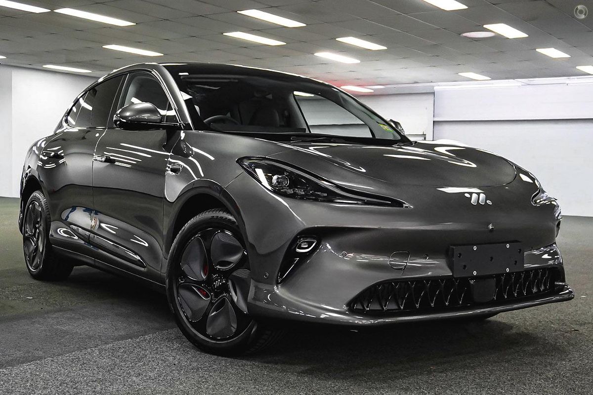 2025 MG IM6 Premium S12L