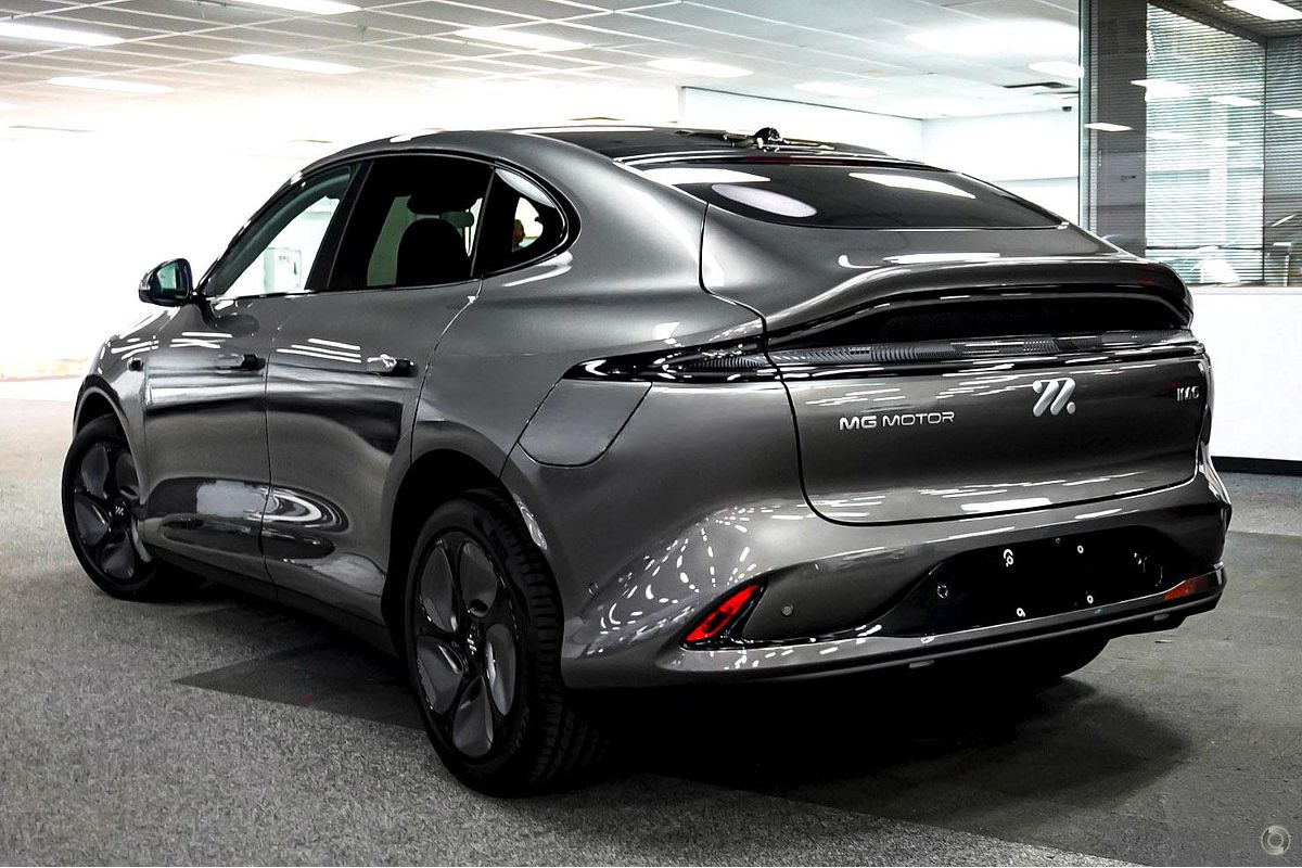 2025 MG IM6 Premium S12L