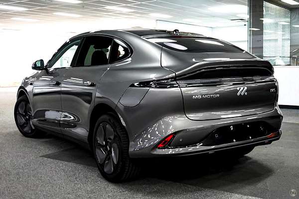 2025 MG IM6 Premium S12L