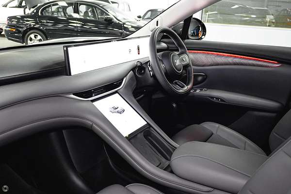 2025 MG IM6 Premium S12L