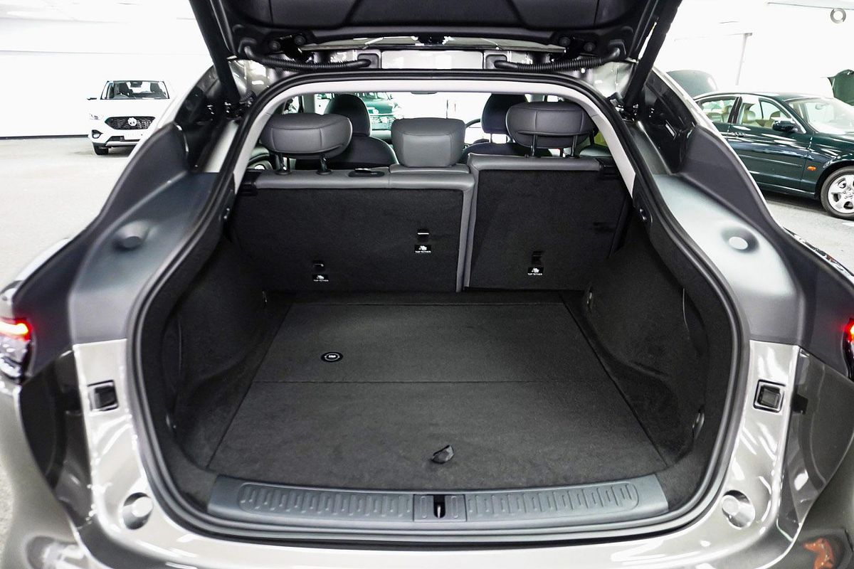 2025 MG IM6 Premium S12L