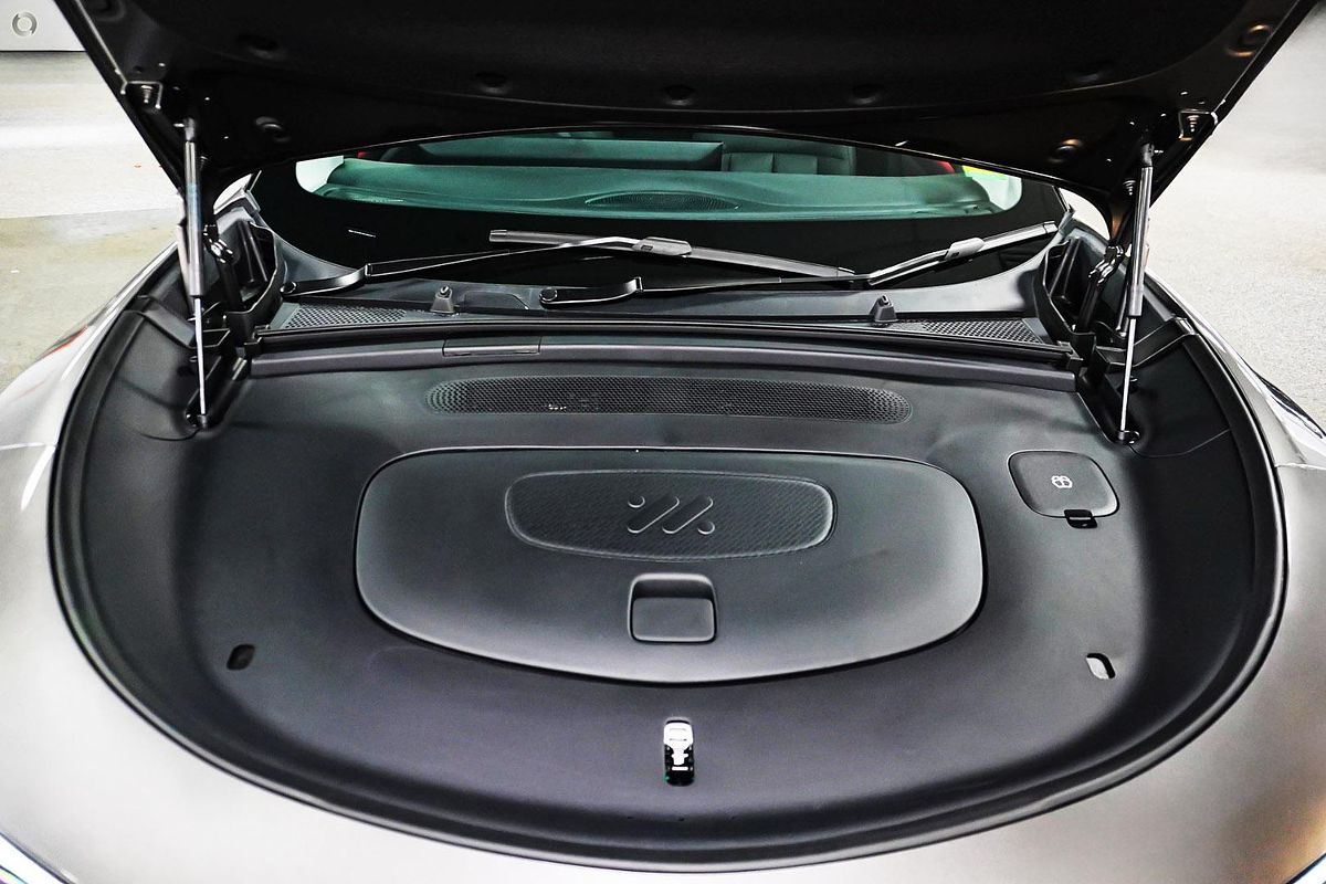 2025 MG IM6 Premium S12L