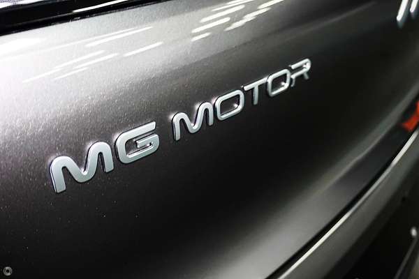2025 MG IM6 Premium S12L
