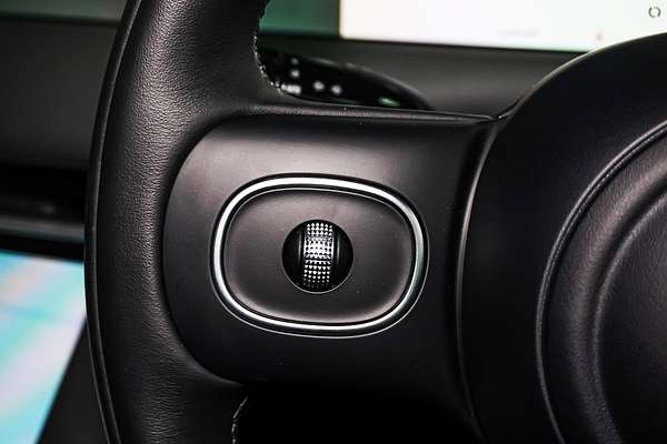 2025 MG IM6 Premium S12L