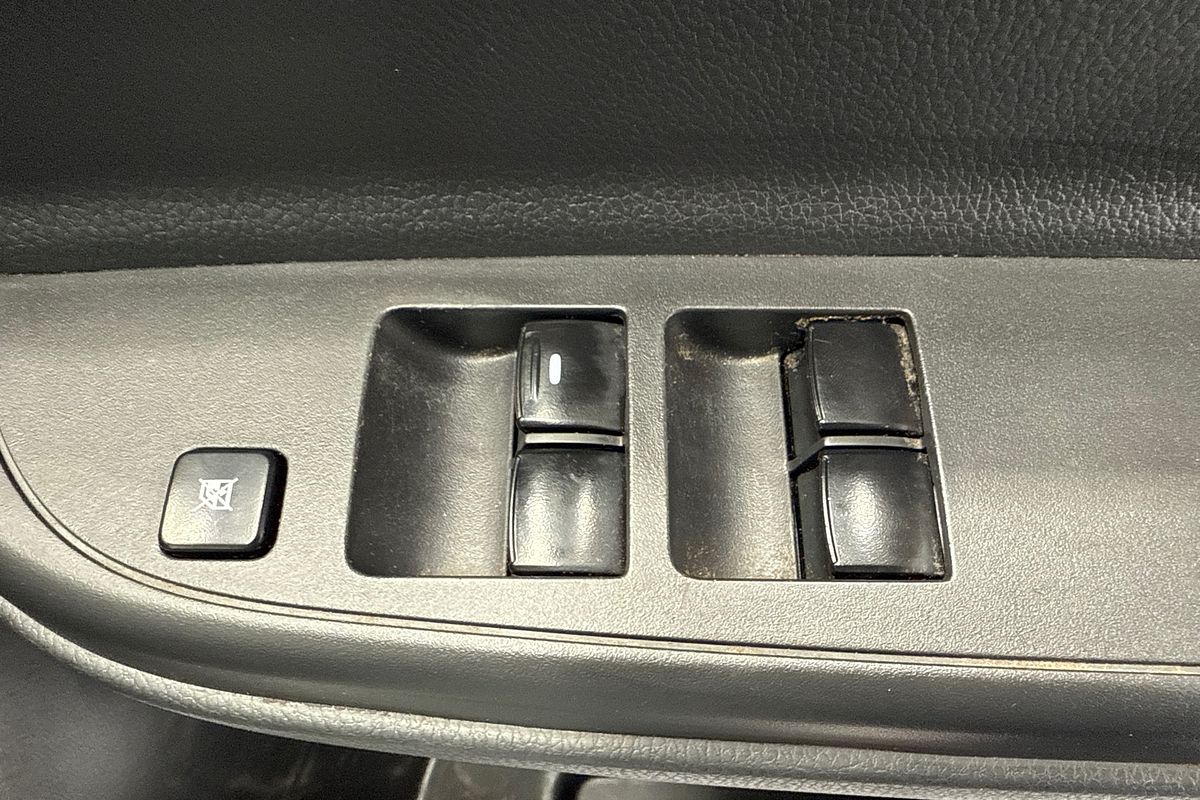 2022 Mitsubishi Triton GLX MR