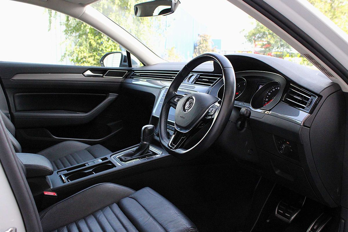 2018 Volkswagen Passat 140TDI Highline B8