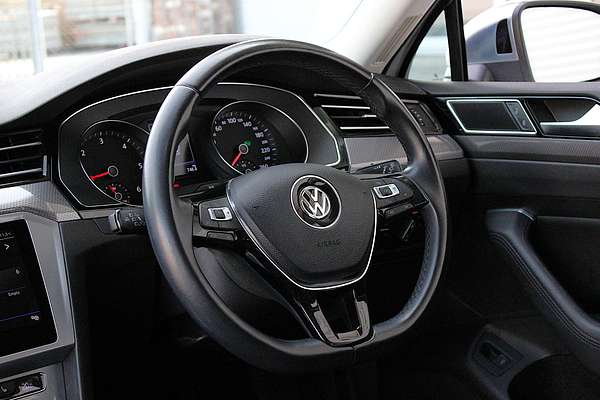 2018 Volkswagen Passat 140TDI Highline B8