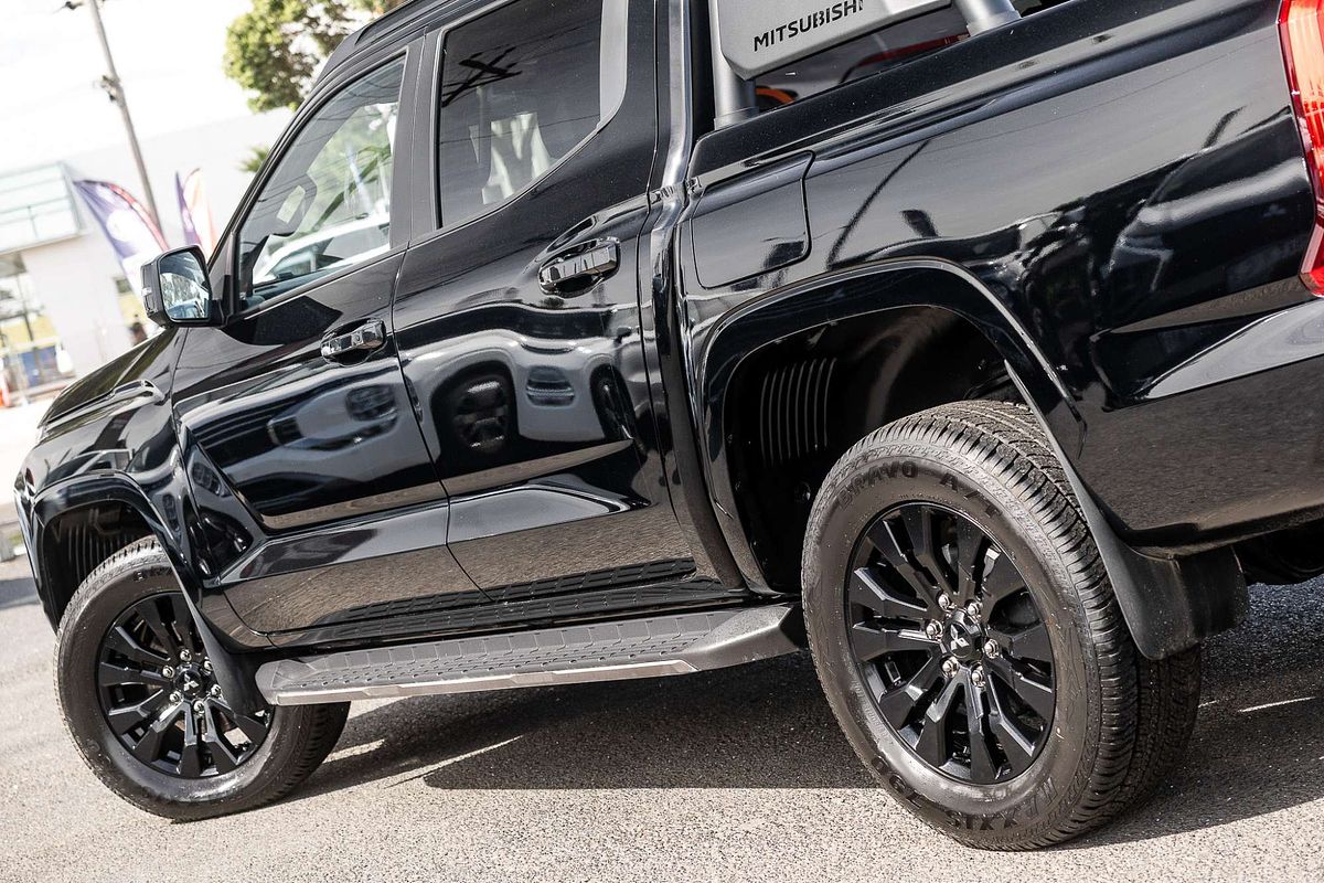 2025 Mitsubishi Triton GSR MV 4X4