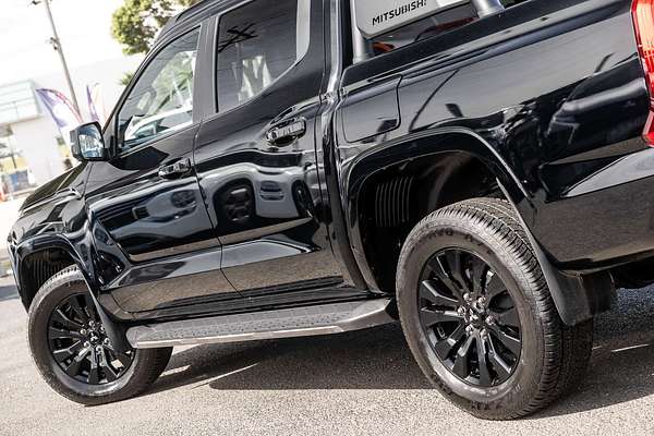 2025 Mitsubishi Triton GSR MV 4X4